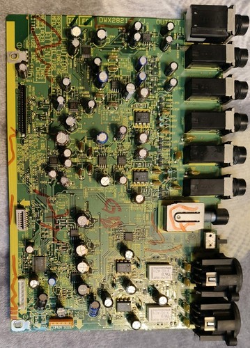 Pioneer djm 800 output - , board