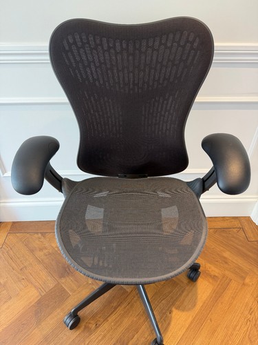 Graphite herman miller mirra - miller,
