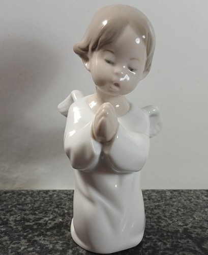 Lladro angel praying kneeling - angel,