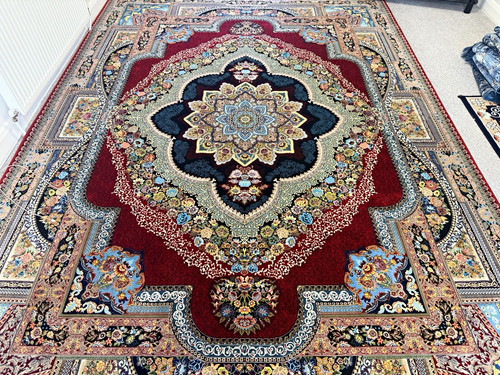 Machine made floral rug - ￼floral,