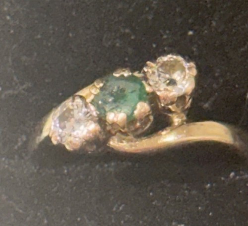 9ct yellow gold - 9ct, emerald