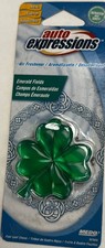EMERALD FIELDS CAR AIR FRESHENER FOUR-LEAF CLOVER
