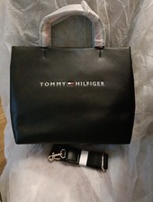 Tommy Hilfiger Women's Handbag with Shoulder Strap