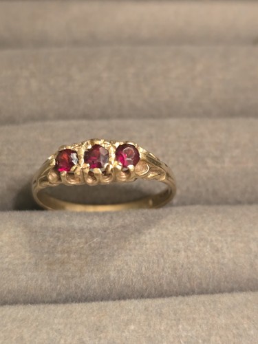 Vintage 9kt gold garnet - vintage,