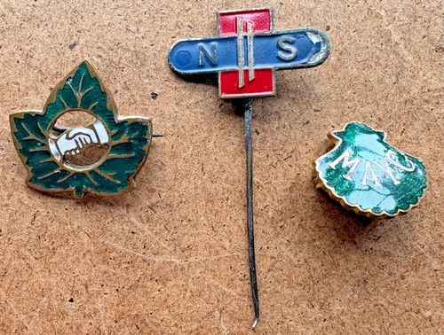 Rare vintage pin - badges,, x3