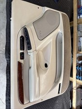 03-07 Cadillac Escalade Front