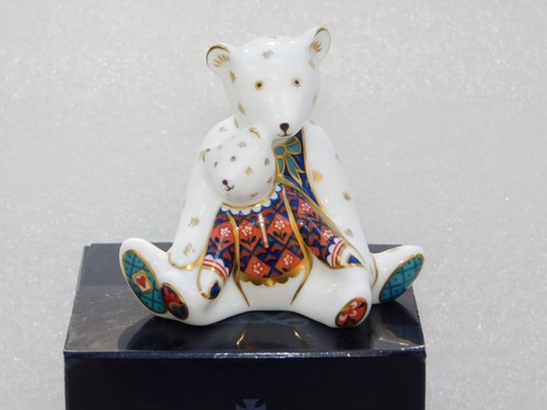 Royal crown derby - crown, china