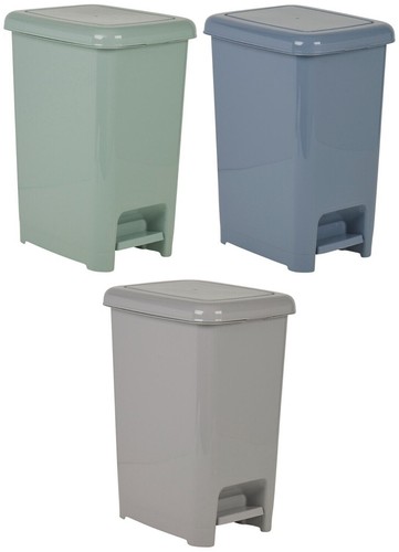 Plastic pedal bin with lid - pedal,