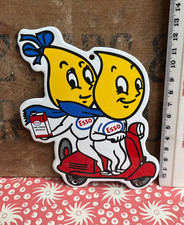 RETRO VINTAGE STYLE MR & MRS