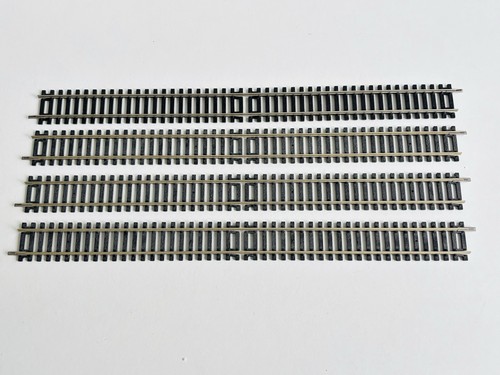 Hornby r601 straight gauge - oo,