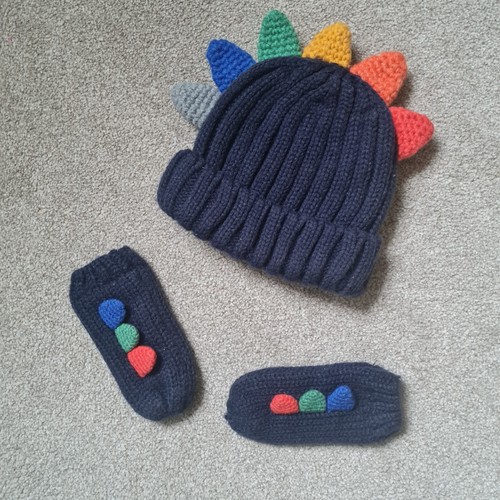 Vgc next toddler hat - vgc,