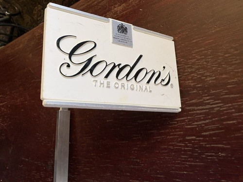 Vintage gordon gin sign and - gordon's,