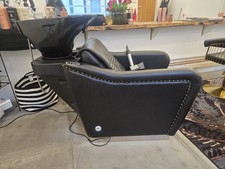 Salon Basin With Massage For The Back