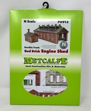 Metcalfe PN913 Double Track Engine Shed Red Brick Card Kit - N Gauge