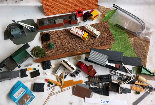 Hornby coal stages - .,
