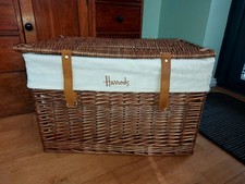  Harrods Hamper Lined Wicker