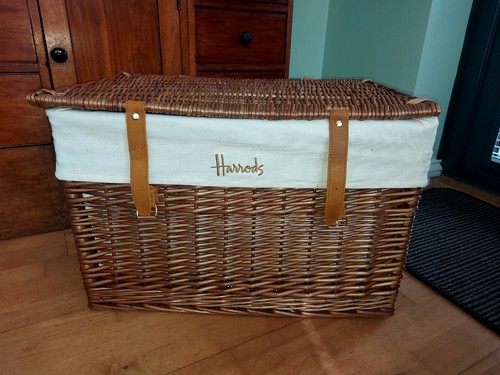 Harrods hamper lined wicker - harrods,