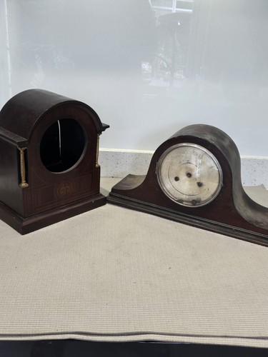 Job lot mantel clocks - mantel, key