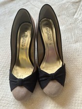 New Look Women's Taupe and Black Faux Suede Court Shoes. Size 6/39