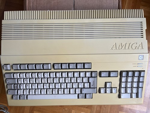 Commodore amiga 500 - commodore,