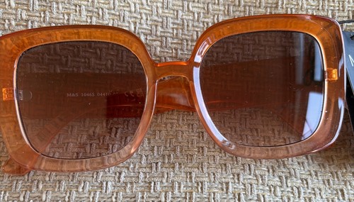 Fabulous and fun - fabulous, retro