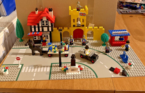 Vintage lego 1592 town square - 1592,
