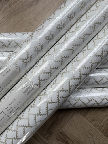 Rolls neisha crosland - rolls,