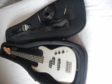 Wesley bass electric guitar silver, lead, strap & hard case excellent condtion