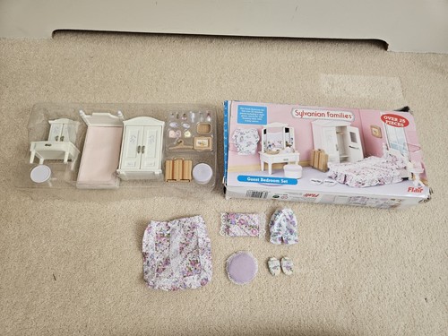 Sylvanian families guest - families,