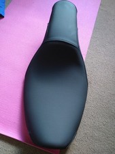 Harley Davidson Seat (Dyna