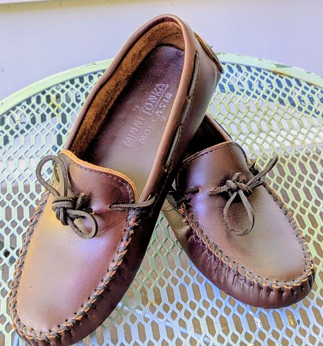 Size minnetonka mens - 9, classic