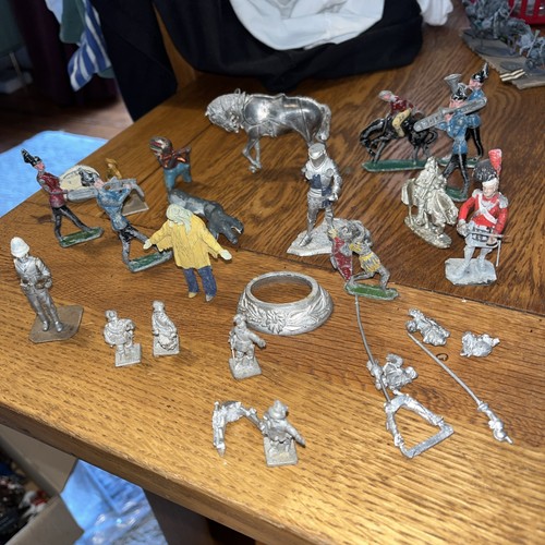 Job lot metal - -, soldiers