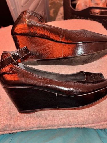 Black patent wedges shoes - patent, open