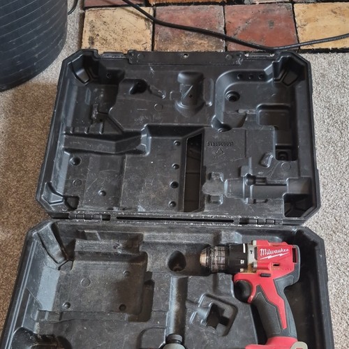 Milwaukee m18 blpdrc 18v - milwaukee,