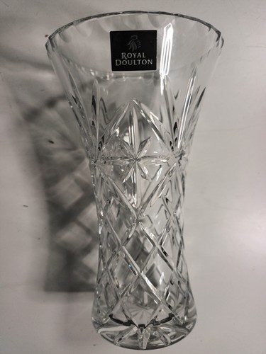 Royal doulton crystal vase - royal,