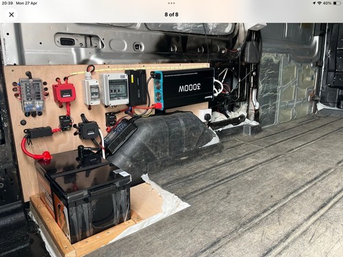 Campervan 12v 240v - , off