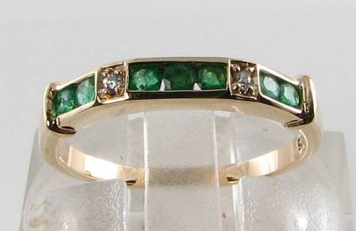 9ct gold emerald - ,