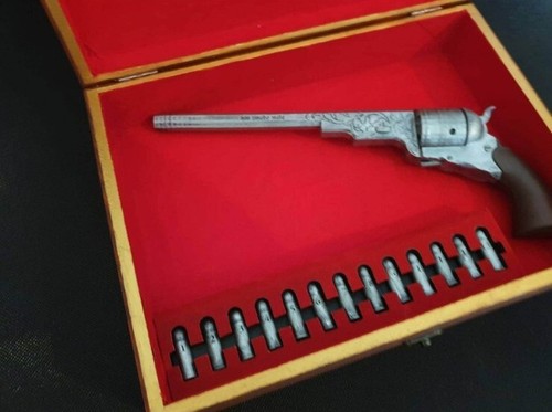 Supernatural colt revolver - colt,