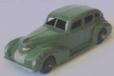  Dinky Toys No.39E Chrysler Royal Sedan Saloon Car (1946-50). Free P&P For UK.