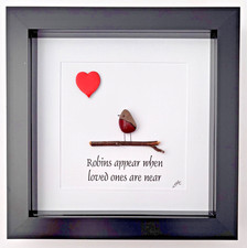 Robin Pebble Art Picture