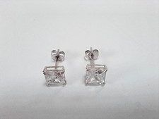 PR 9CT WHITE GOLD & 5 mm SQUARE CUBIC ZIRCONIA STUD EARRINGS & BUTTERFLY BACKS