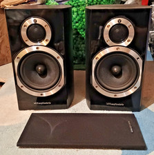 Pair of Wharfedale Diamond 10.1 Bookshelf Speakers Excellent Working condition. 