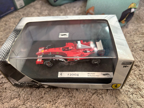 Hot wheels racing ferrari - hot,