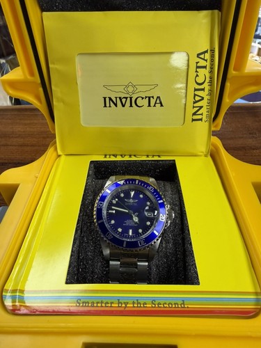 Invicta gent wristwatch - gent's,