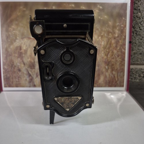 Rajar folding bakelite - no, 6