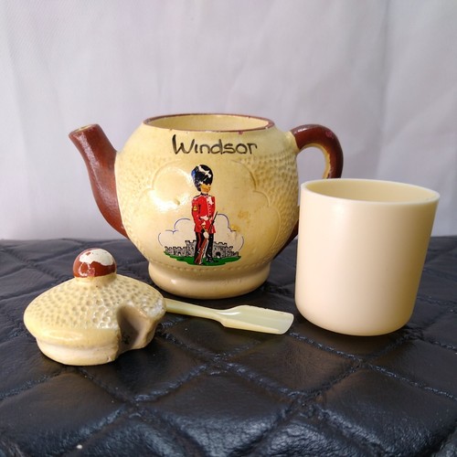 Manor ware windsor souvenir - manor,