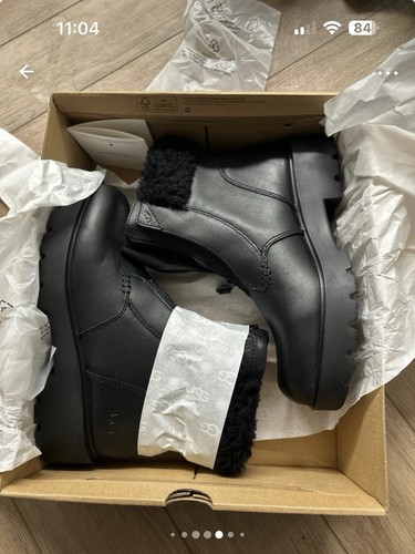 Brand new women ugg boots - ugg,