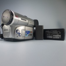 Samsung VP-L700U Handheld Hi8 8mm Cassette Camcorder Silver Tested Full Set