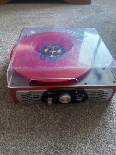 One retro style stereo - 1,