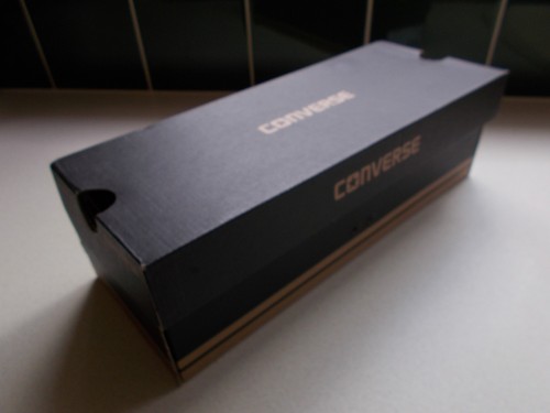 Collectable empty shoe box - box,
